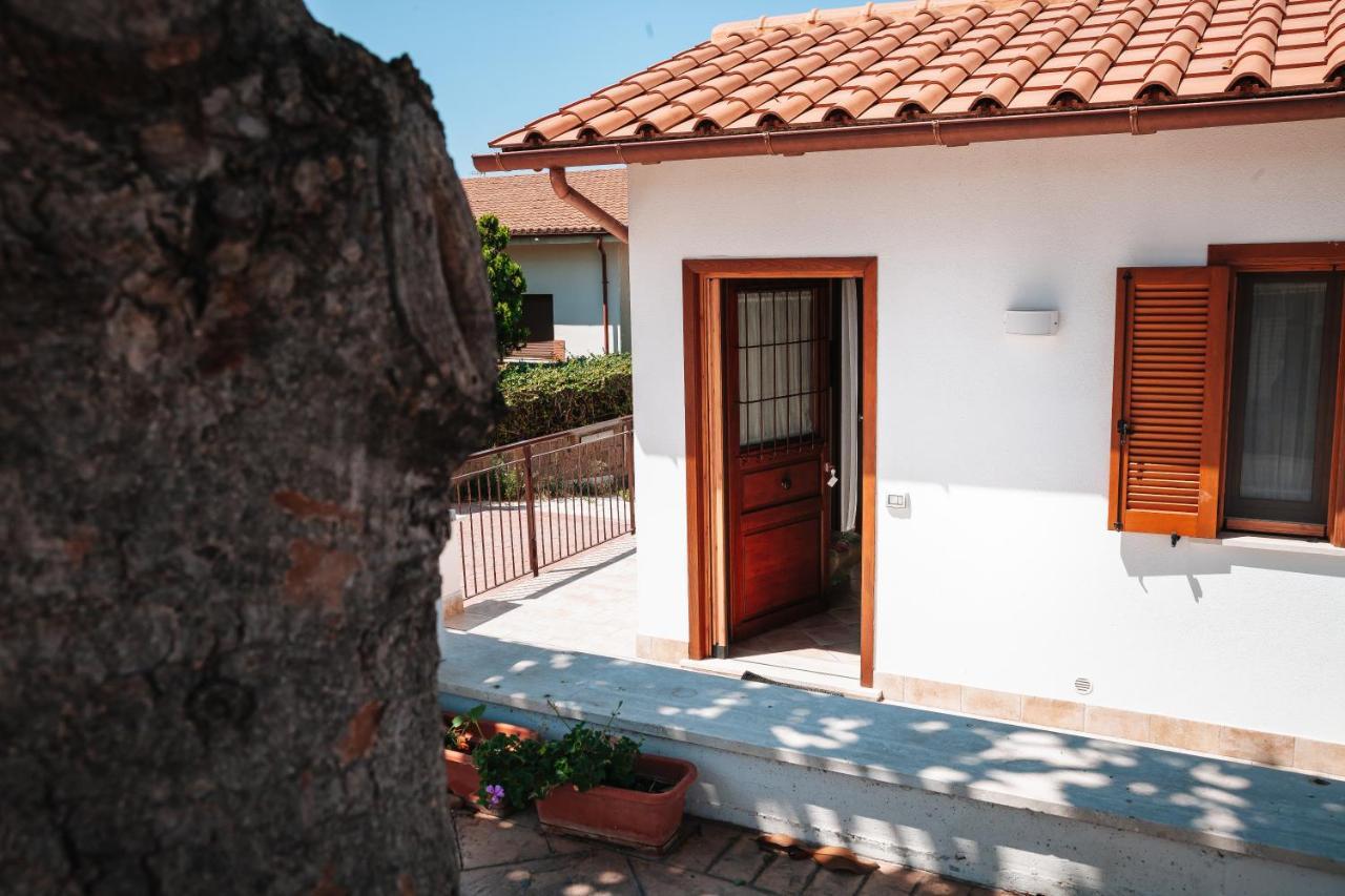 Magnolia Rooms Civitavecchia Luaran gambar